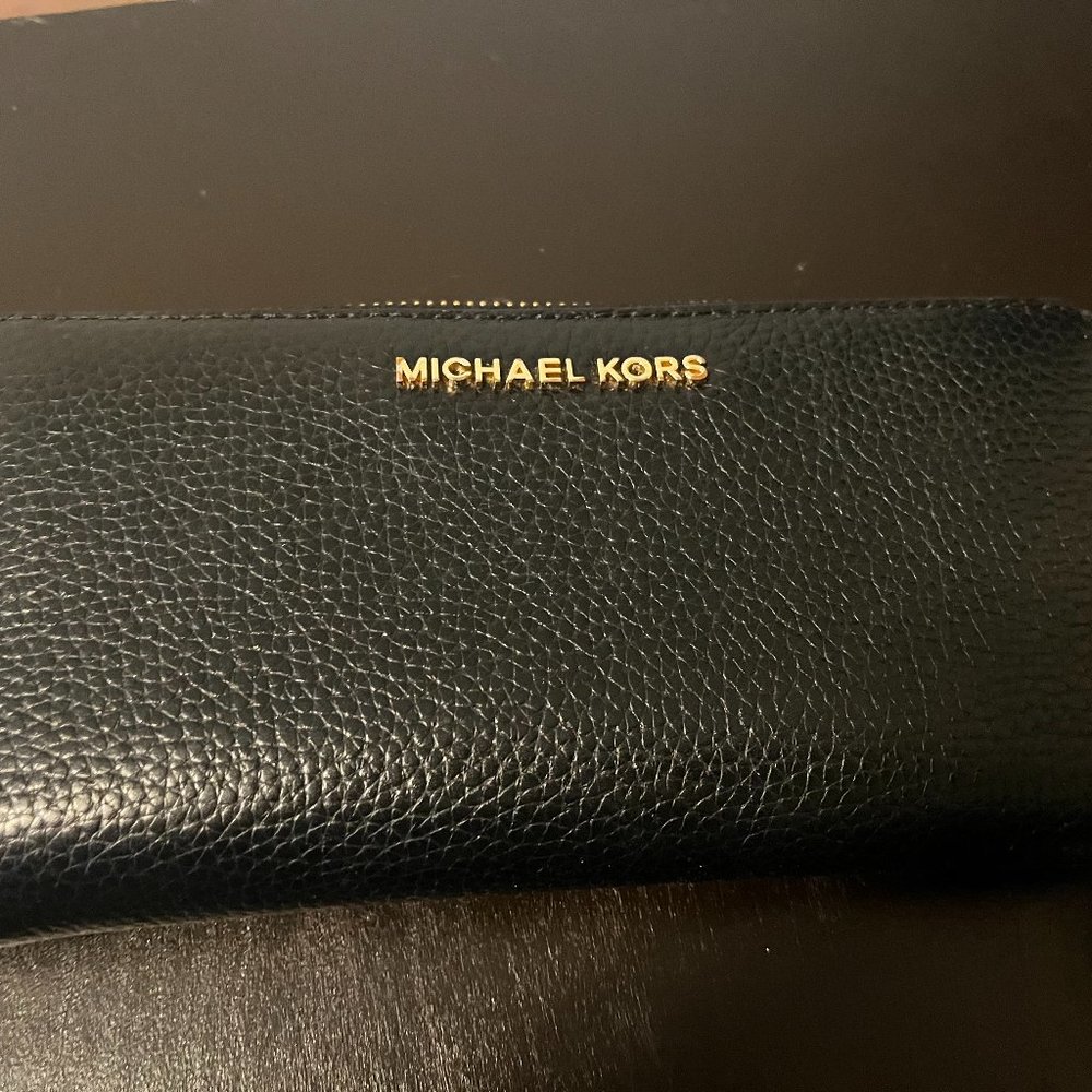 Michael Kors Large Continental Wallet